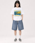 Mockup Boxy Heavyweight Tee White female full-body 01