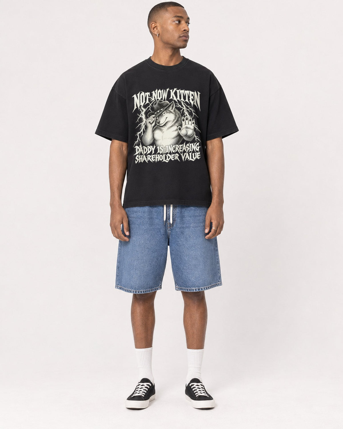 Mockup Boxy Heavyweight Tee Black male full-body 35