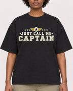Mockup Boxy Heavyweight Tee Black female close-up 14
