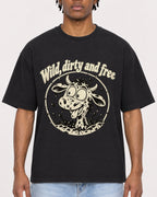 Mockup Boxy Heavyweight Tee Black male close-up 05