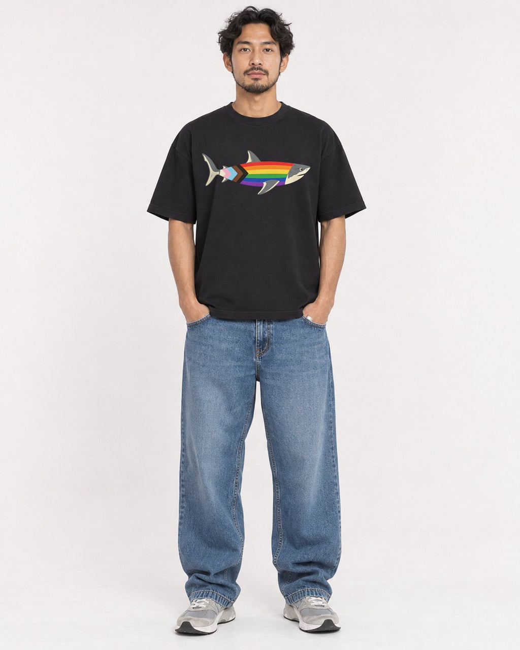 Mockup Boxy Heavyweight Tee Black male full-body 02