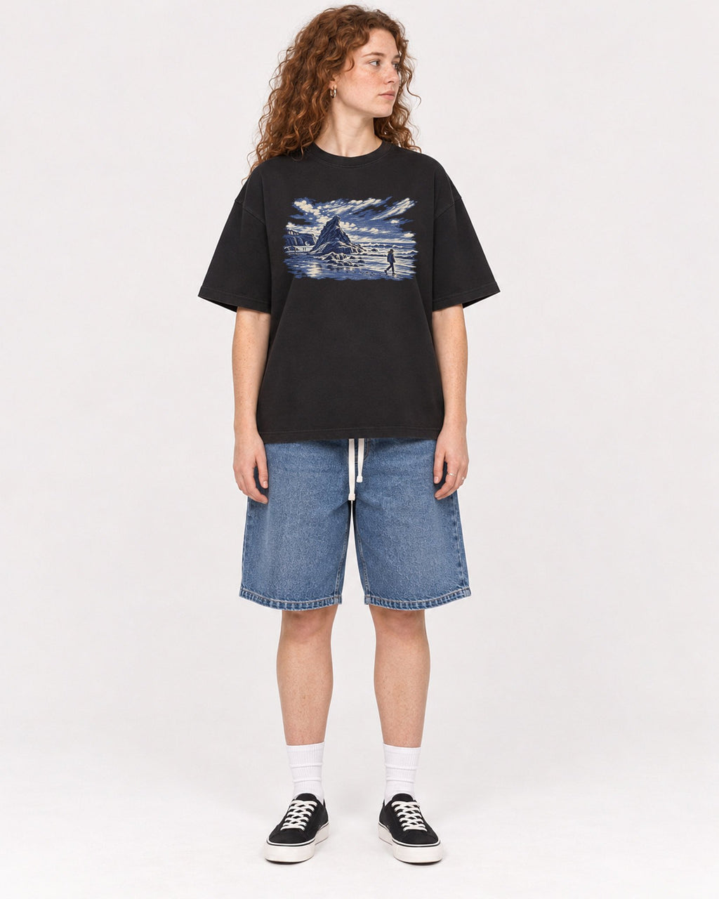 Mockup Boxy Heavyweight Tee Black female full-body 09