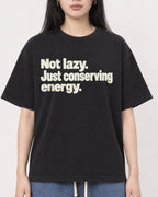 Mockup Boxy Heavyweight Tee Black female close-up 01