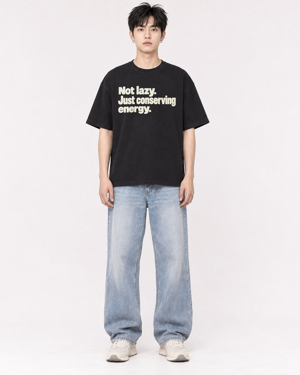 Mockup Boxy Heavyweight Tee Black male full-body 01