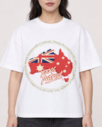 Mockup Boxy Heavyweight Tee White female close-up 03