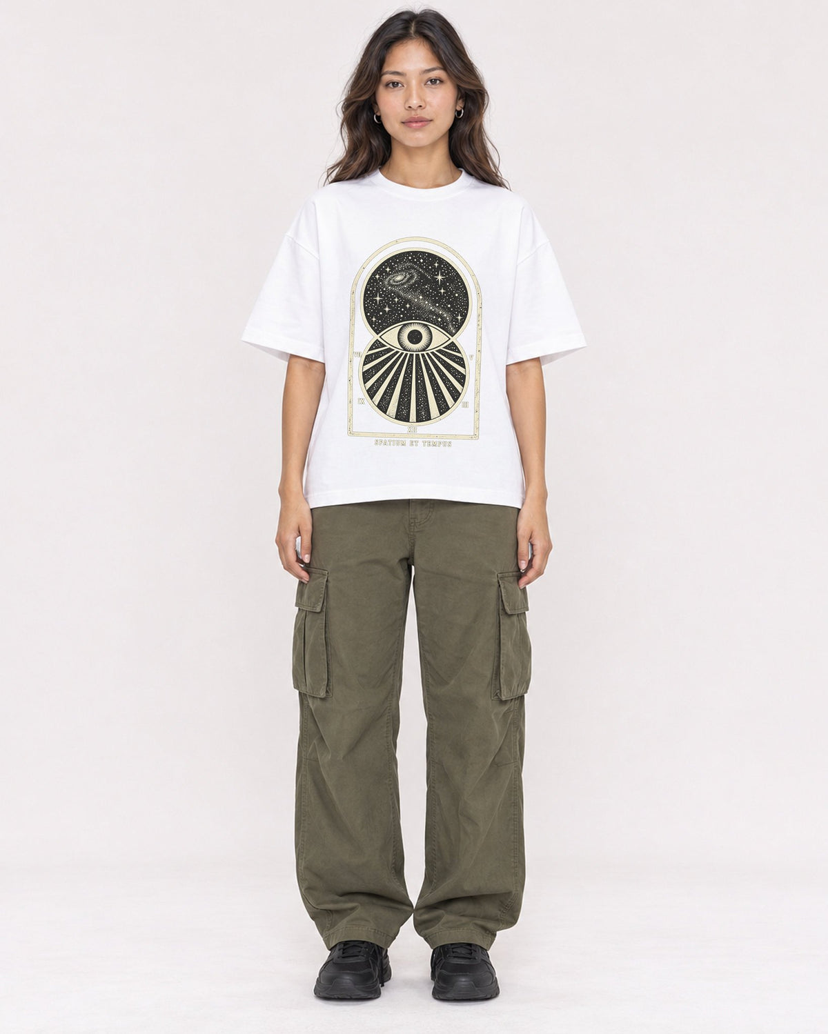 Mockup Boxy Heavyweight Tee White female full-body 02