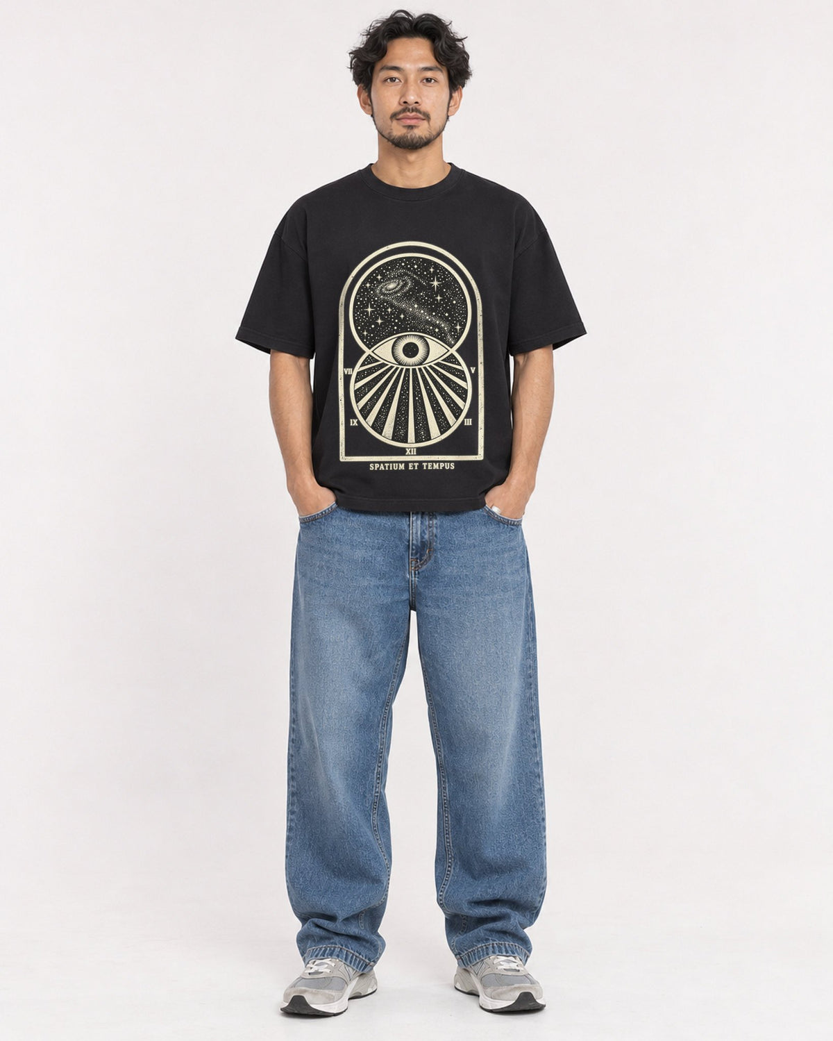 Mockup Boxy Heavyweight Tee Black male full-body 02
