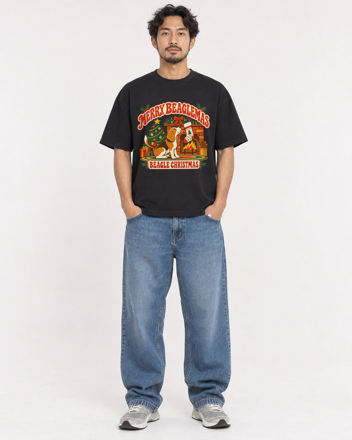 Mockup Boxy Heavyweight Tee Black male full-body 02