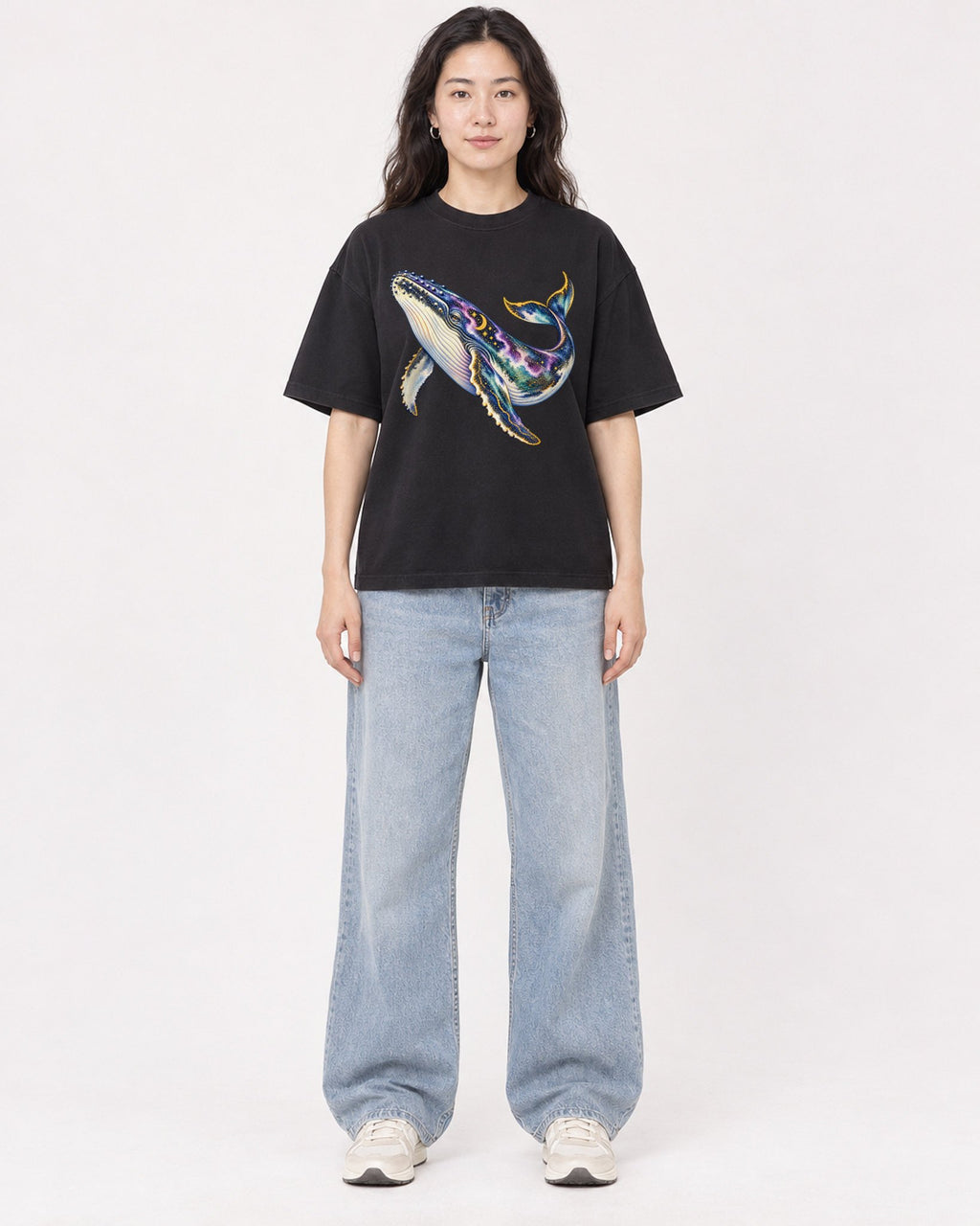 Mockup Boxy Heavyweight Tee Black female full-body 03