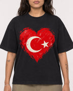 Mockup Boxy Heavyweight Tee Black female close-up 06