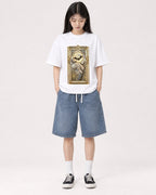 Mockup Boxy Heavyweight Tee White female full-body 01