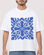Mockup Boxy Heavyweight Tee White male close-up 02