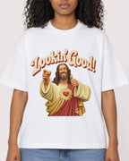 Mockup Boxy Heavyweight Tee White female close-up 05
