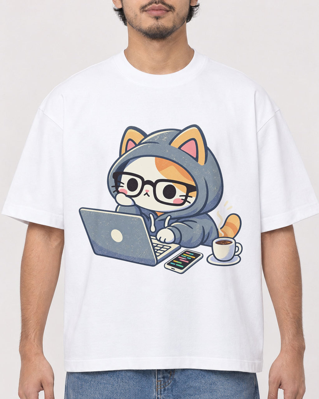 Mockup Boxy Heavyweight Tee White male close-up 02