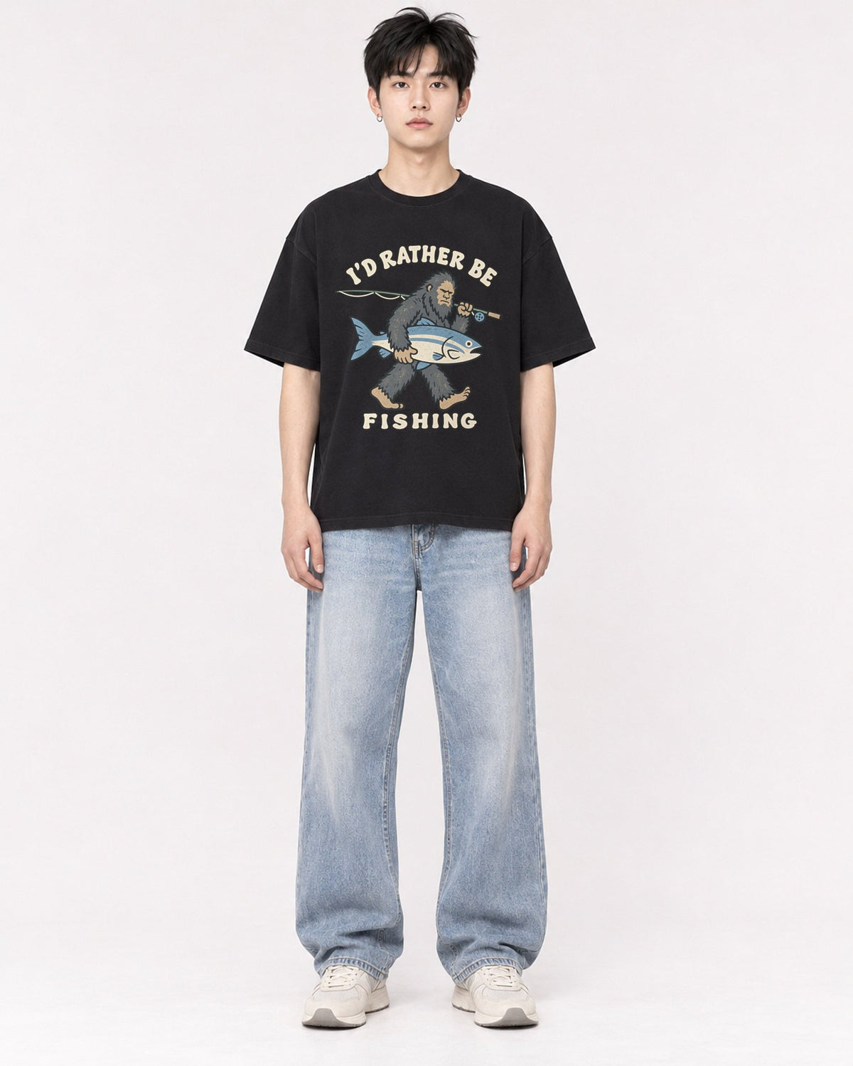 Mockup Boxy Heavyweight Tee Black male full-body 01