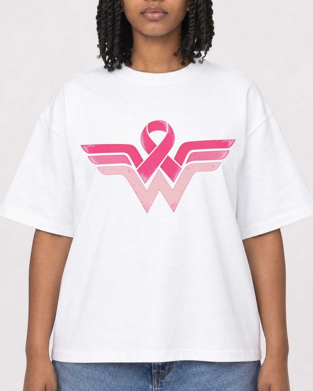 Mockup Boxy Heavyweight Tee White female close-up 15