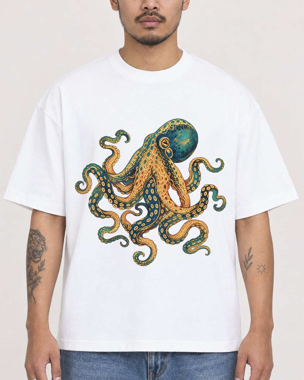 Mockup Boxy Heavyweight Tee White male close-up 12