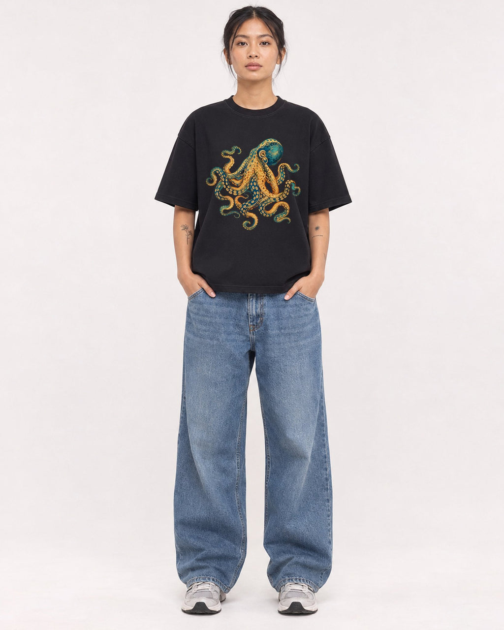 Mockup Boxy Heavyweight Tee Black female full-body 12