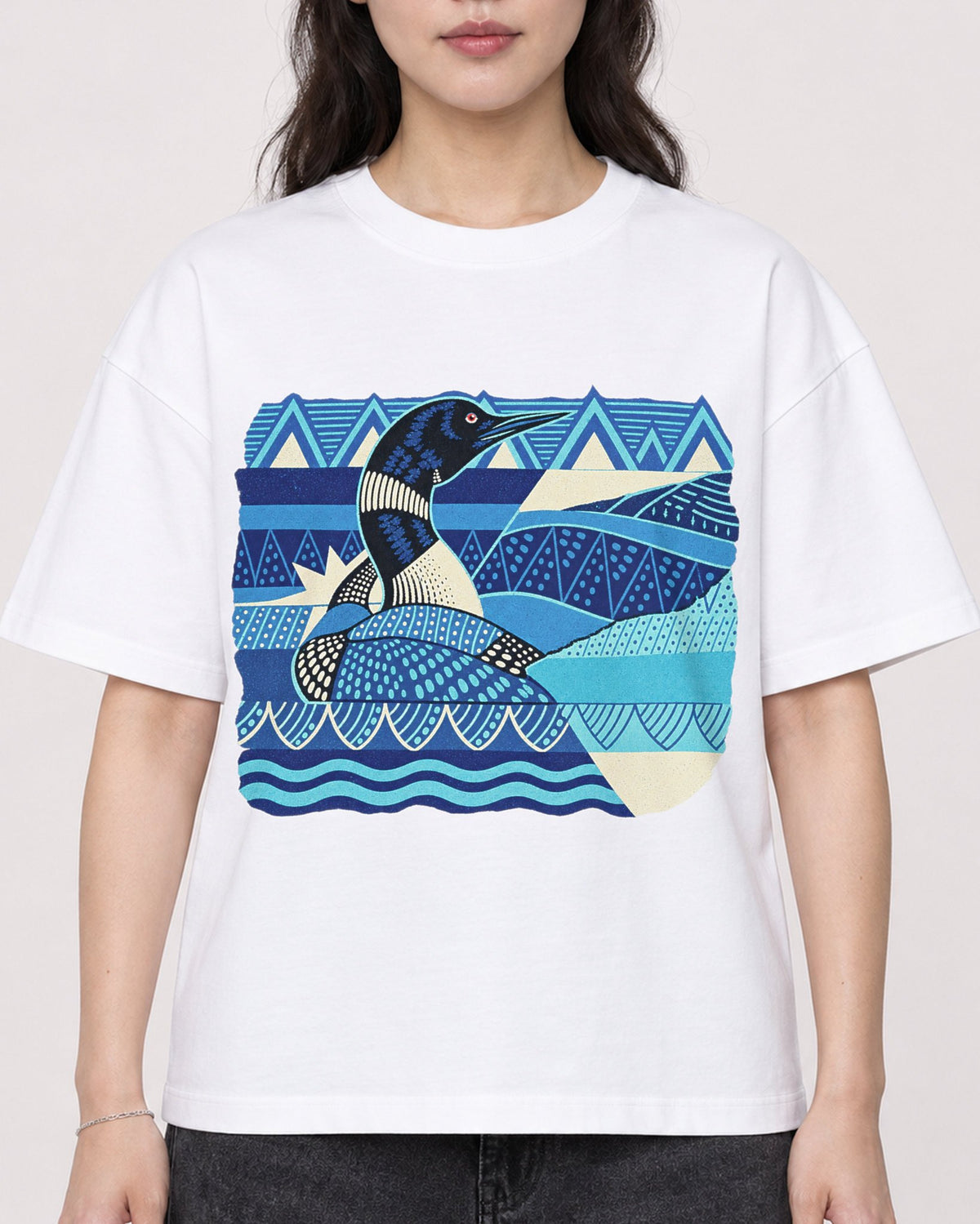 Mockup Boxy Heavyweight Tee White female close-up 03