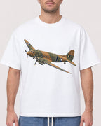 Mockup Boxy Heavyweight Tee White male close-up 08