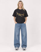 Mockup Boxy Heavyweight Tee Black female full-body 08