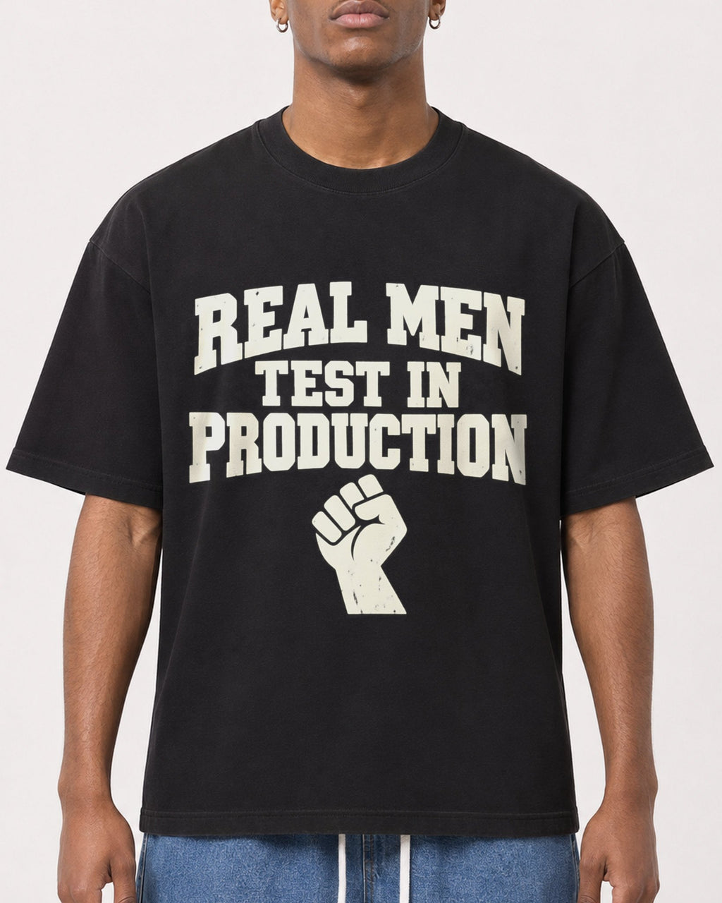 Mockup Boxy Heavyweight Tee Black male close-up 15