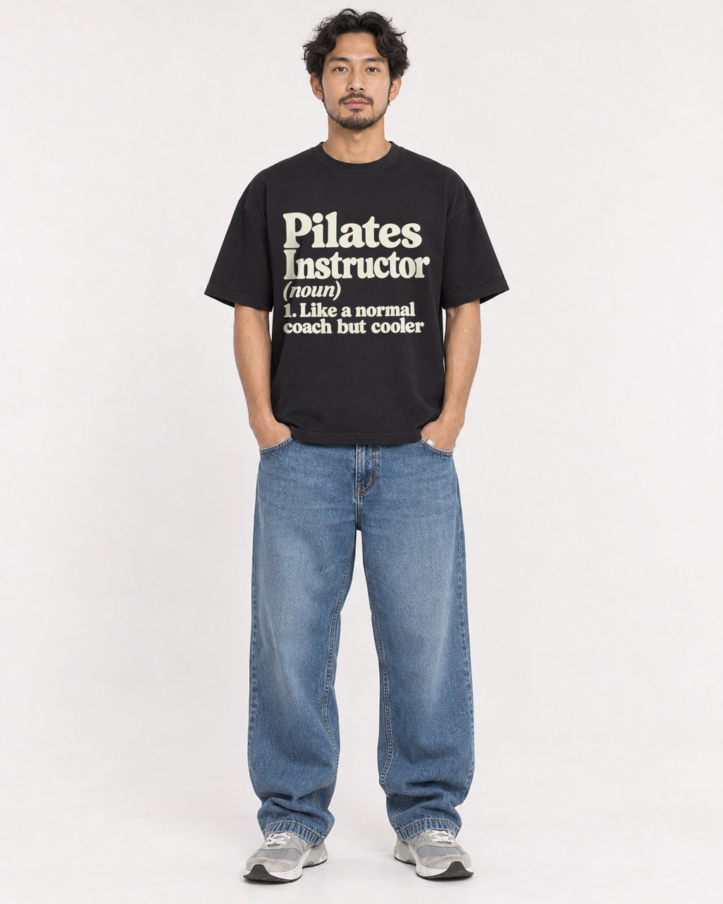 Mockup Boxy Heavyweight Tee Black male full-body 02