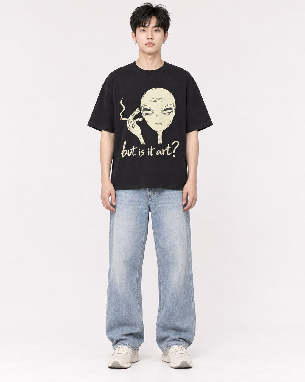 Mockup Boxy Heavyweight Tee Black male full-body 01