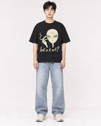 Mockup Boxy Heavyweight Tee Black male full-body 01