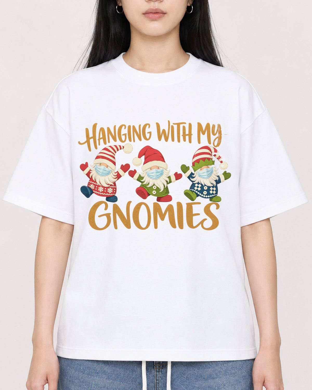 Mockup Boxy Heavyweight Tee White female close-up 01