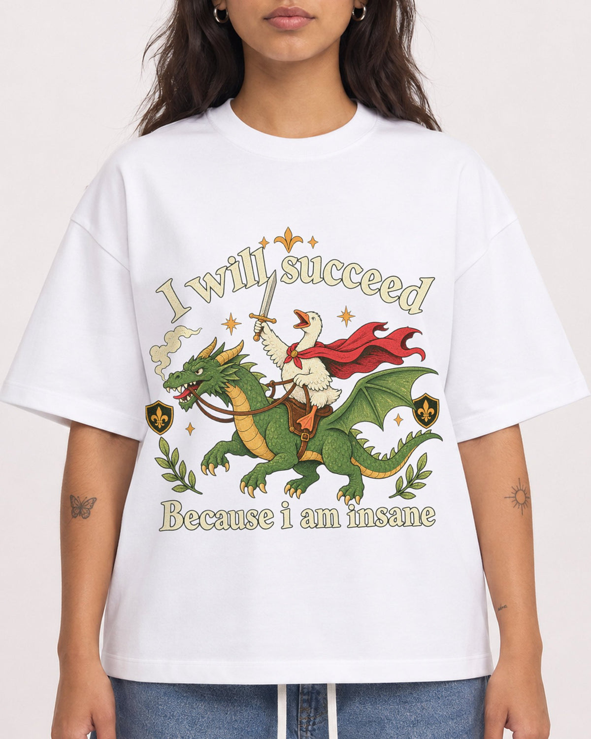 Mockup Boxy Heavyweight Tee White female close-up 06