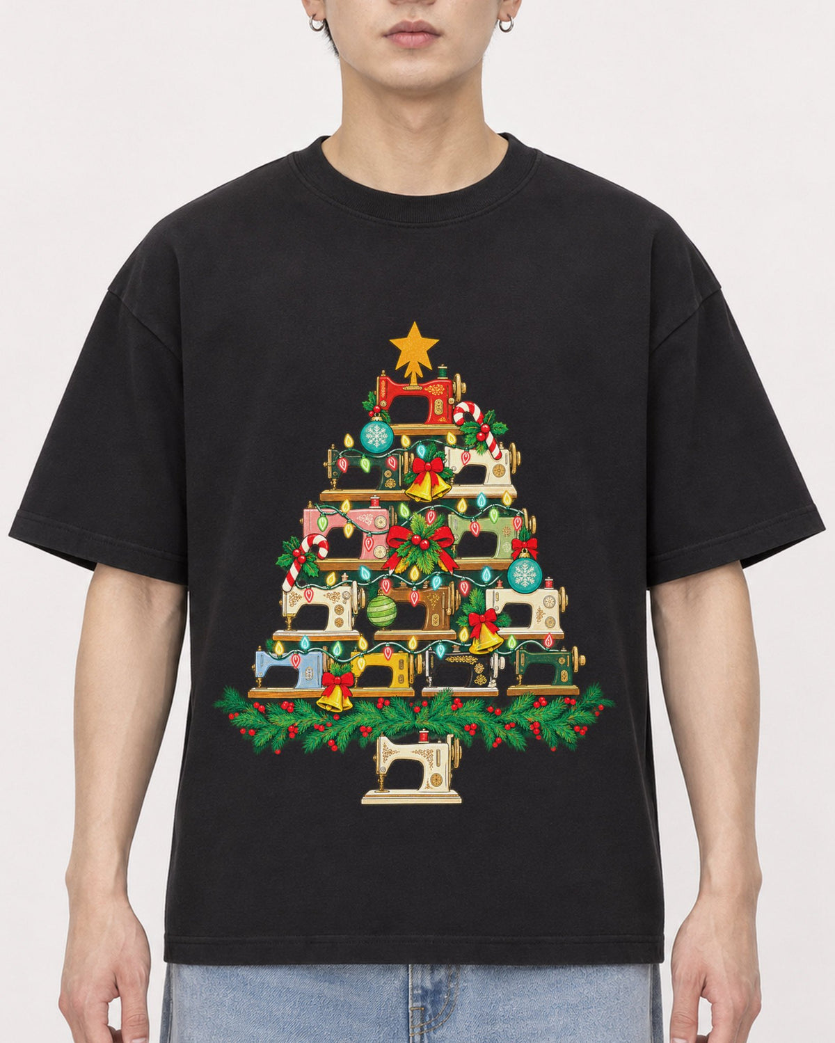 Mockup Boxy Heavyweight Tee Black male close-up 01