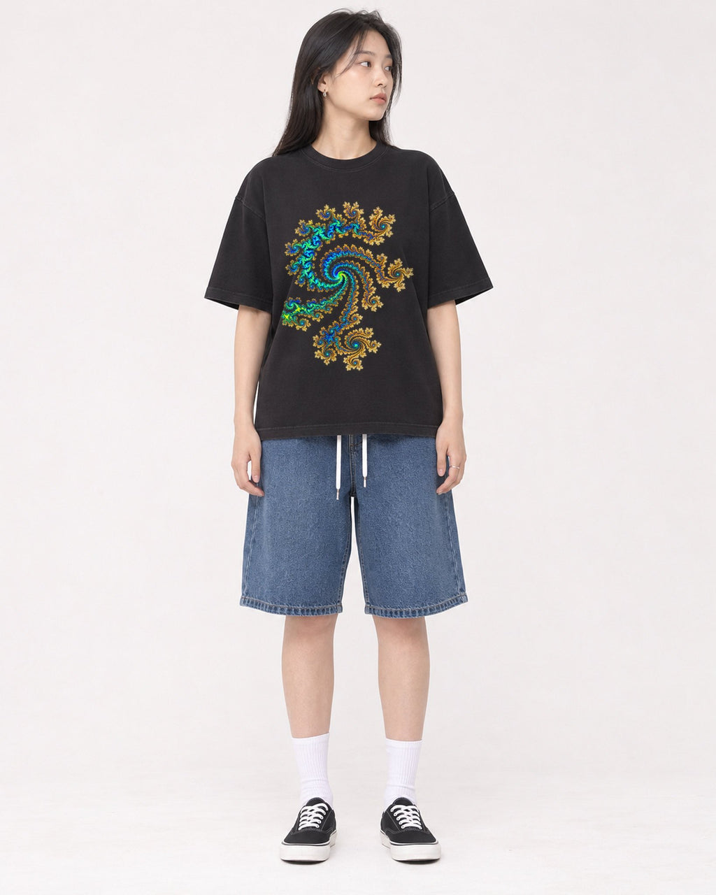 Mockup Boxy Heavyweight Tee Black female full-body 01