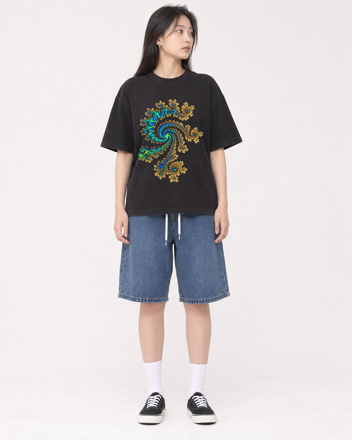 Mockup Boxy Heavyweight Tee Black female full-body 01