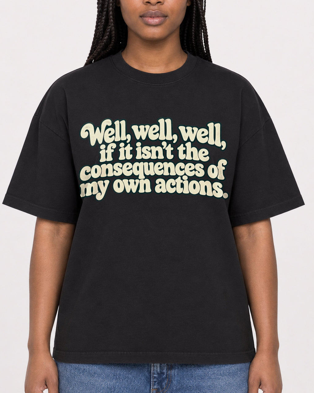 Mockup Boxy Heavyweight Tee Black female close-up 04