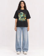 Mockup Boxy Heavyweight Tee Black female full-body 07