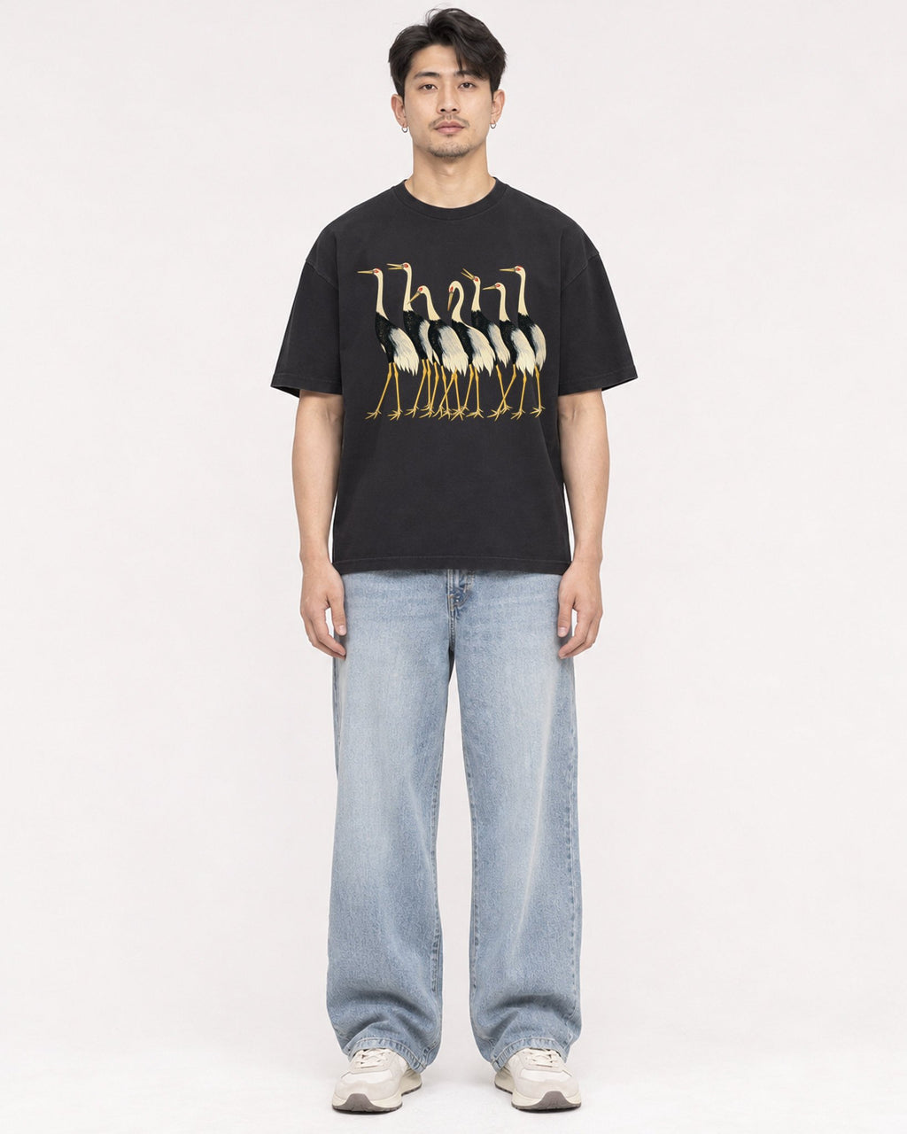 Mockup Boxy Heavyweight Tee Black male full-body 13