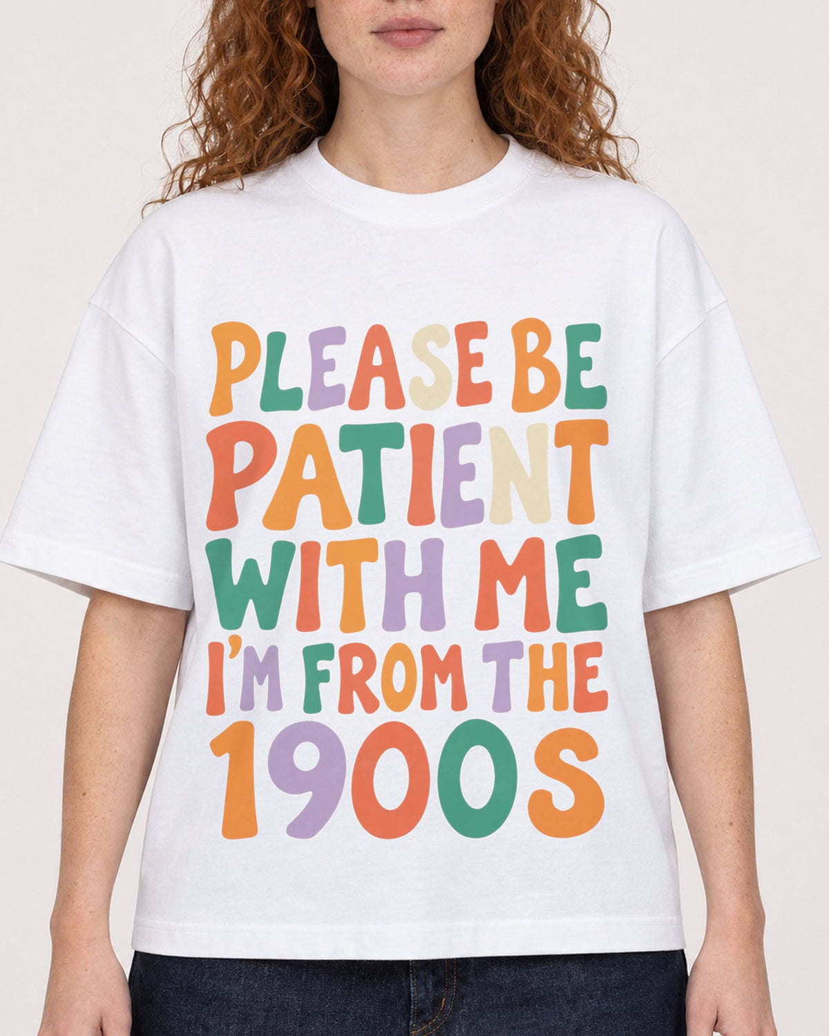 Mockup Boxy Heavyweight Tee White female close-up 09
