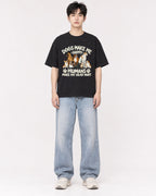 Mockup Boxy Heavyweight Tee Black male full-body 01