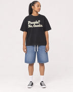 Mockup Boxy Heavyweight Tee Black female full-body 25