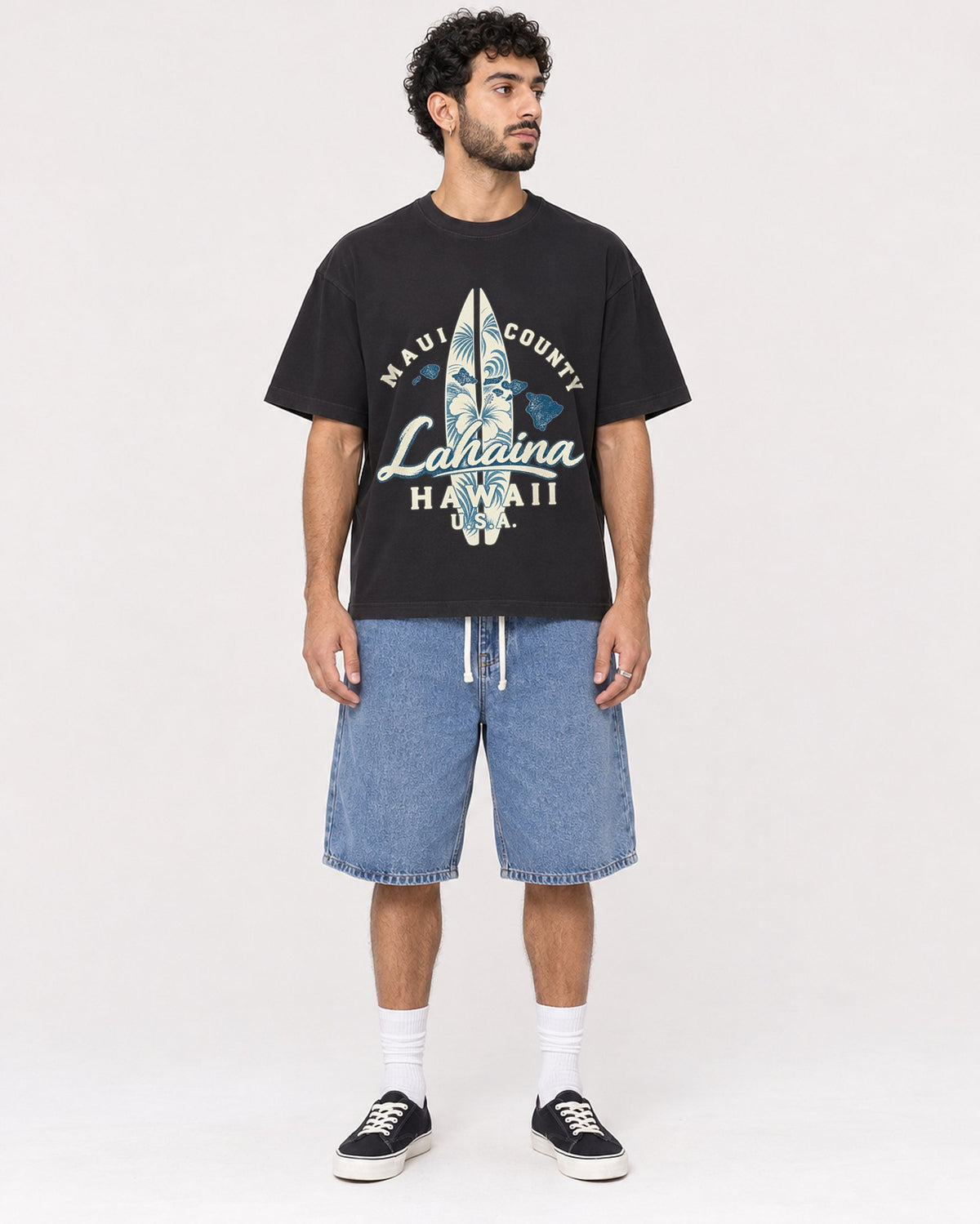 Mockup Boxy Heavyweight Tee Black male full-body 27