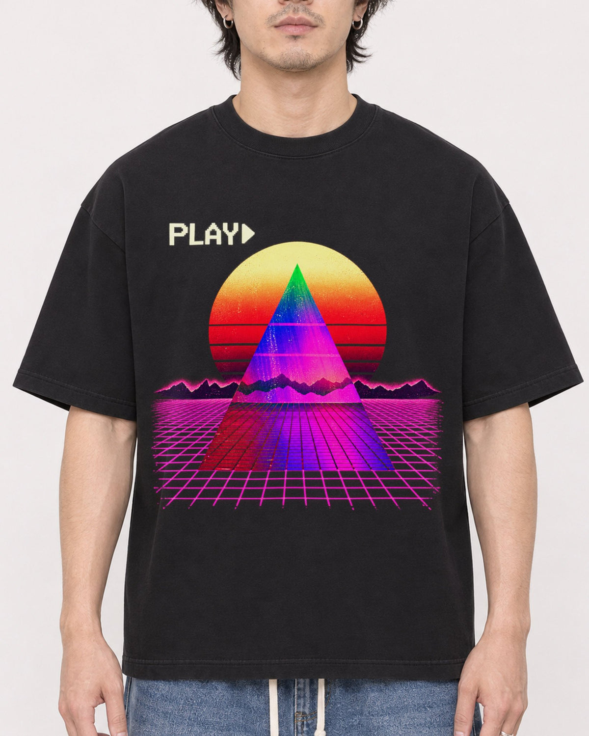 Mockup Boxy Heavyweight Tee Black male close-up 03