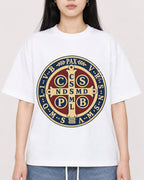 Mockup Boxy Heavyweight Tee White female close-up 01