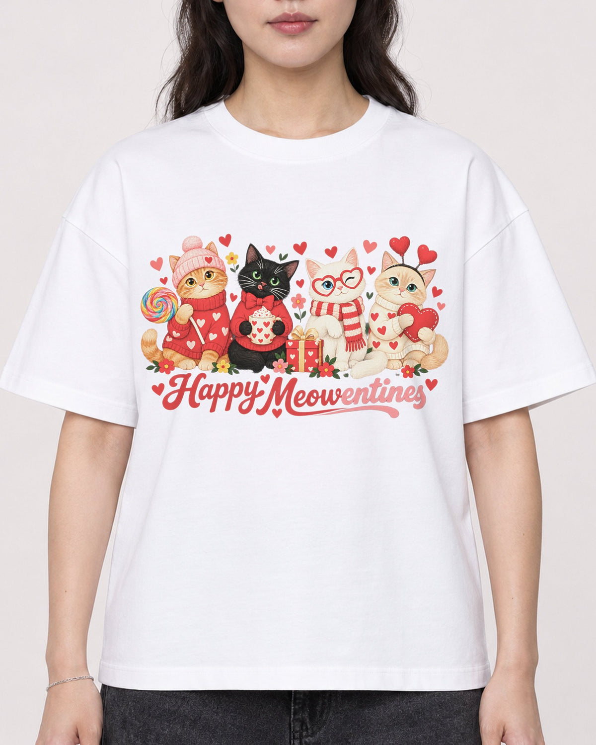Mockup Boxy Heavyweight Tee White female close-up 03