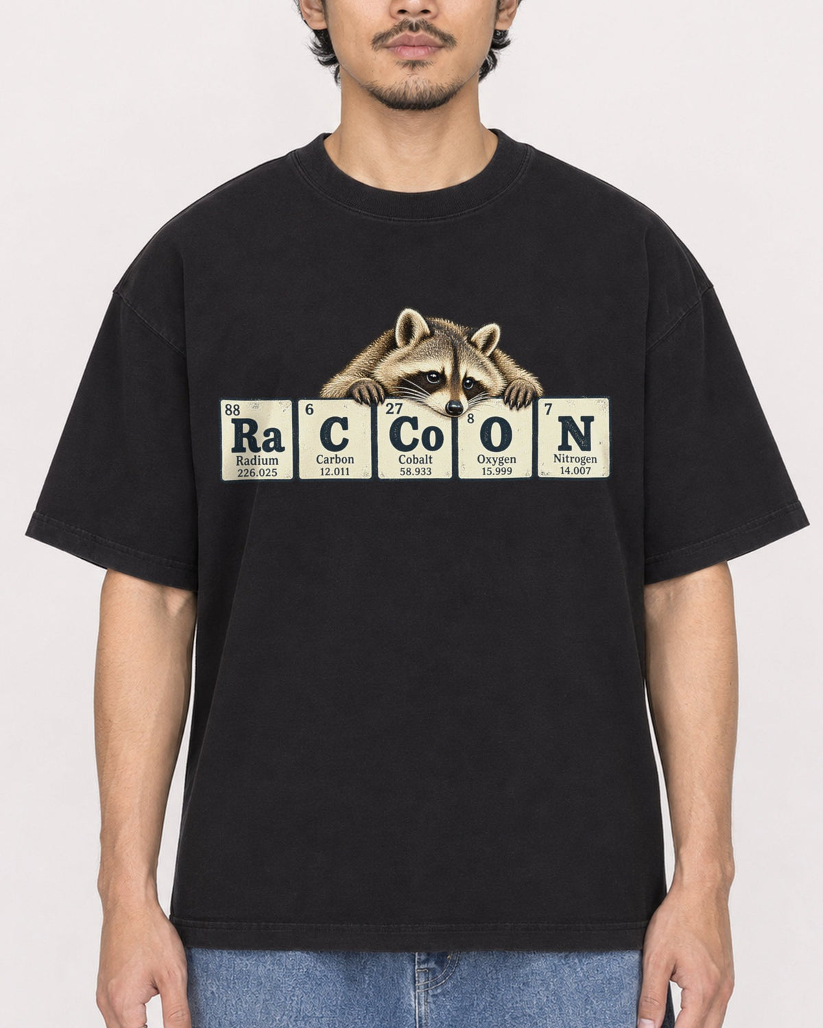 Mockup Boxy Heavyweight Tee Black male close-up 02