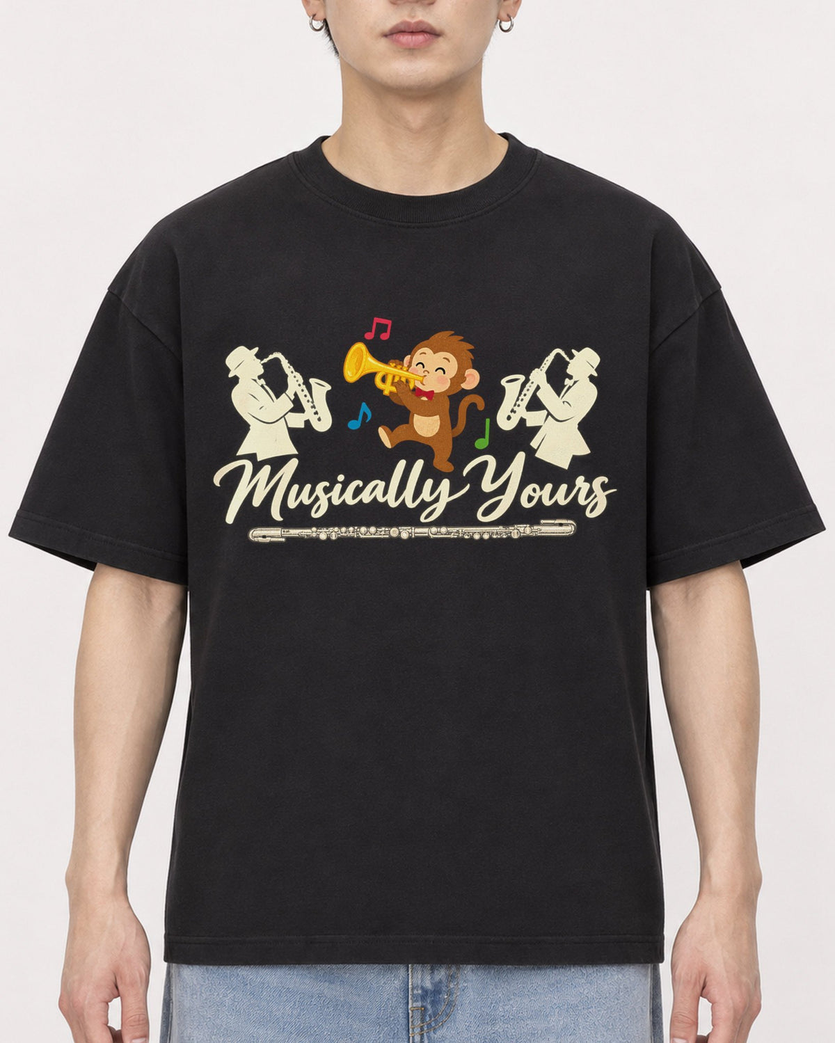 Mockup Boxy Heavyweight Tee Black male close-up 01