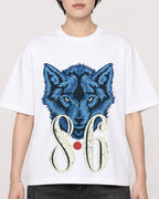 Mockup Boxy Heavyweight Tee White female close-up 23