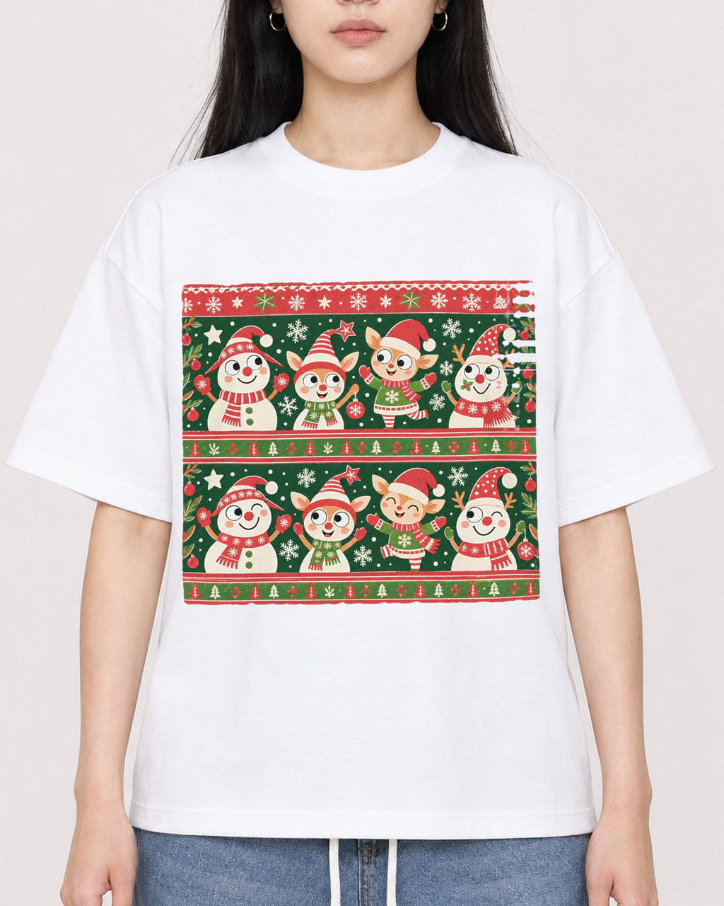 Mockup Boxy Heavyweight Tee White female close-up 01