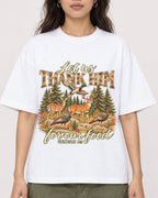 Mockup Boxy Heavyweight Tee White female close-up 02