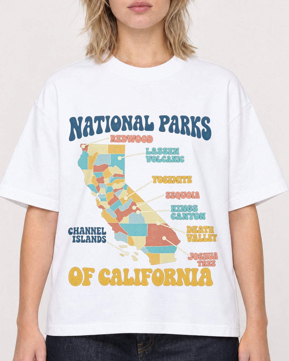 Mockup Boxy Heavyweight Tee White female close-up 19